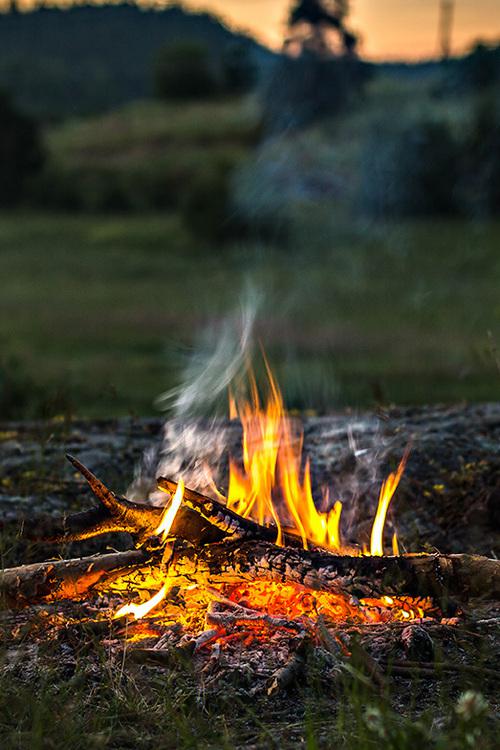 Осенний поход в лес, посиделки у костра
