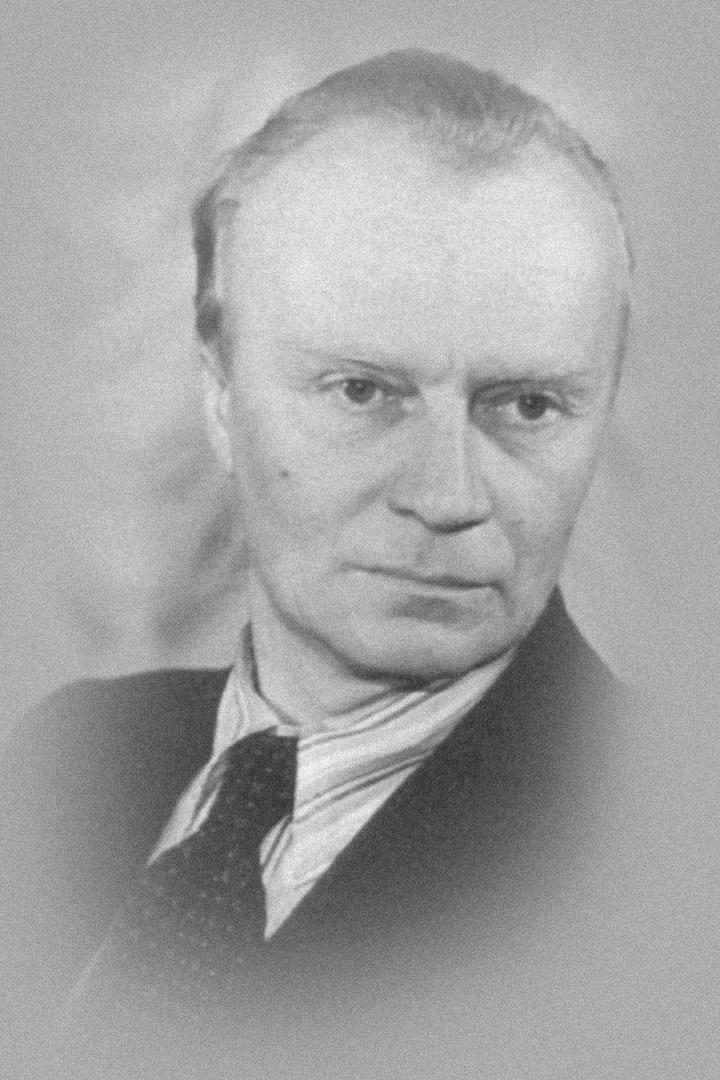 Вадим Шверубович. Честь имею