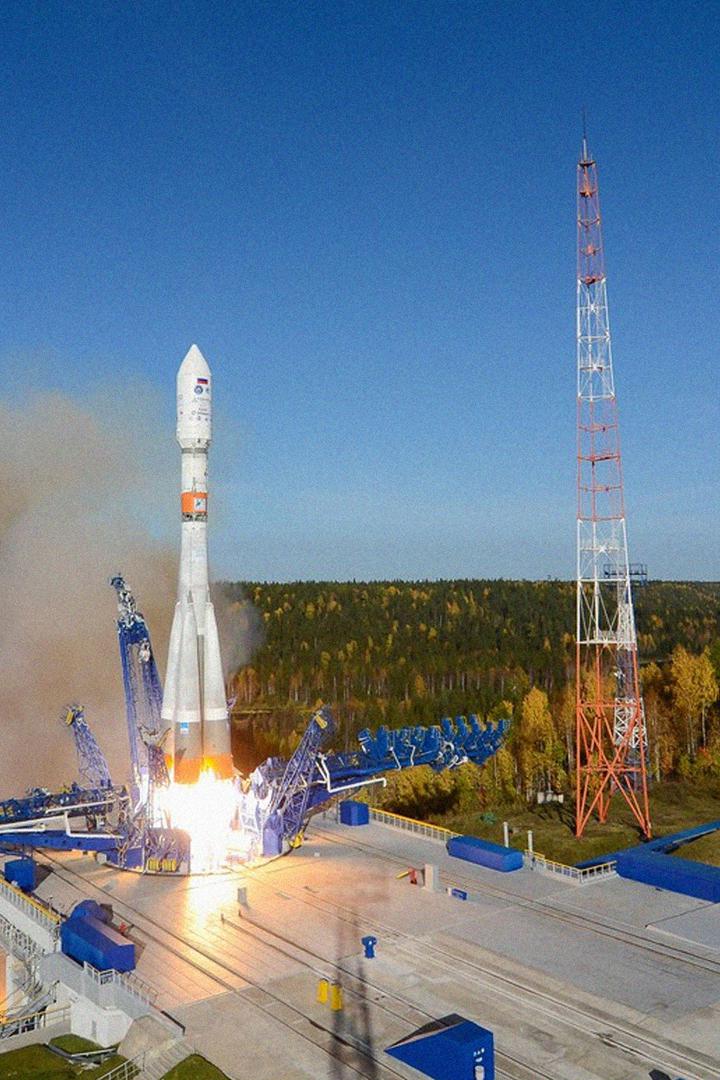4 октября - День Космических войск (день запуска первого спутника)