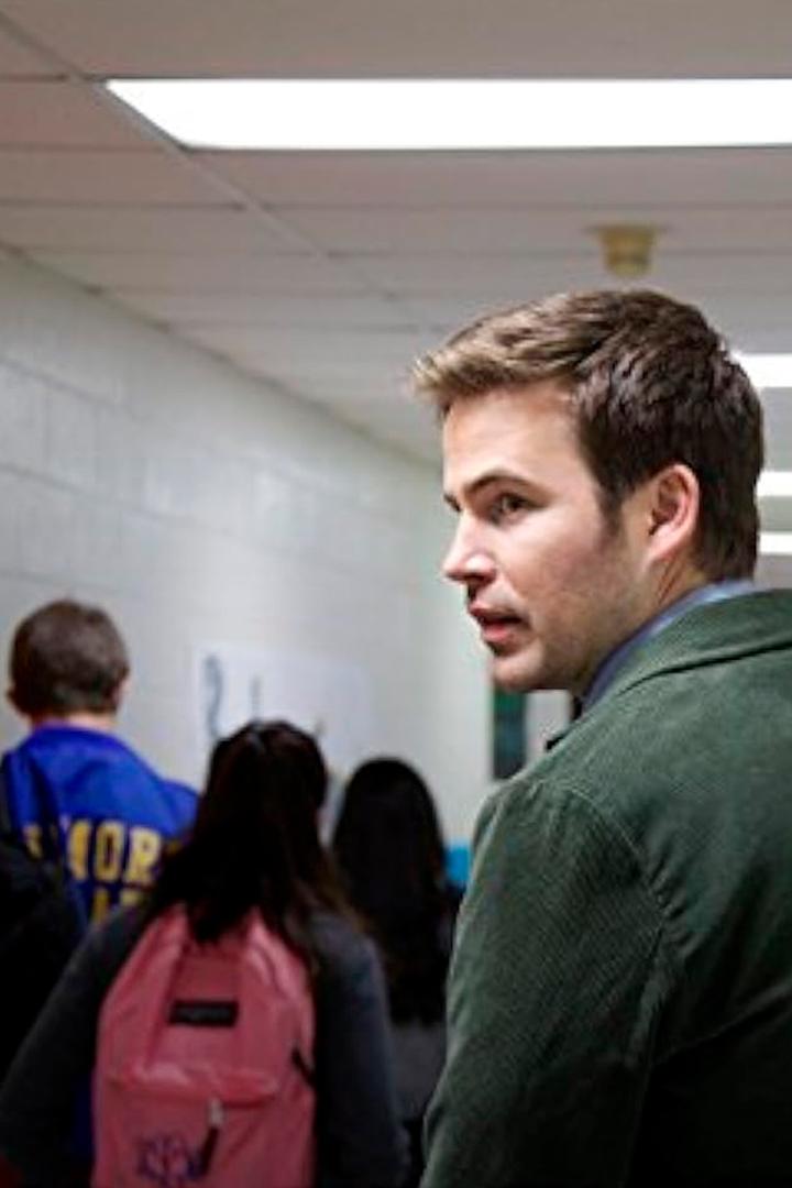 Больше четырех часов