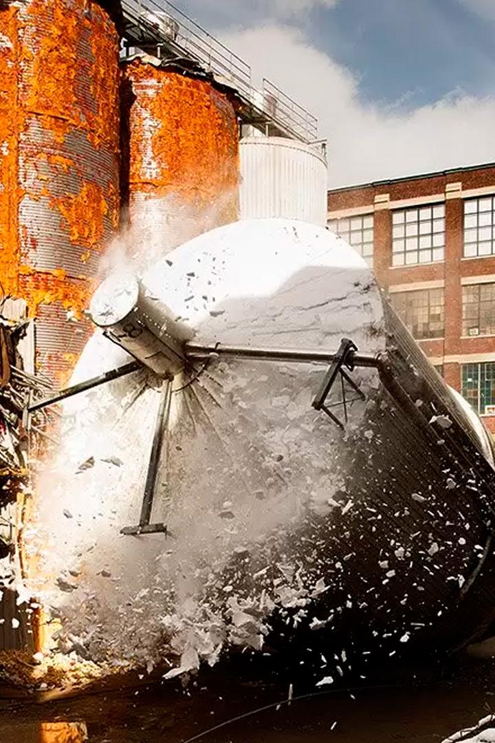 Снос в Канаде