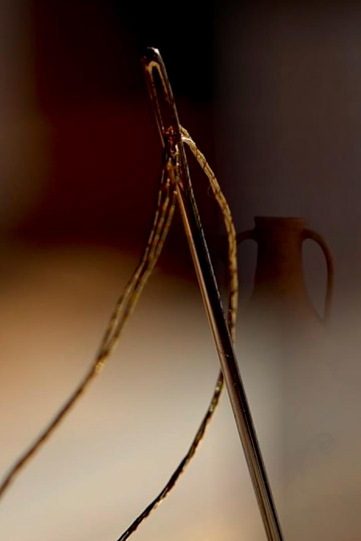 Сохраняя нить истории