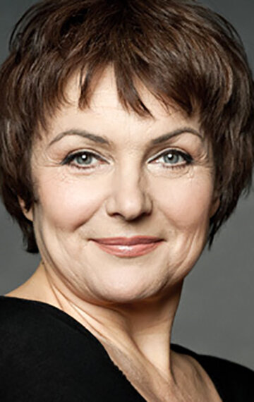 Елена Чарквиани