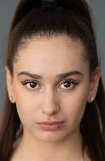 Анна Енюшкина