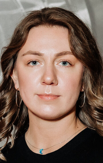 Полина Гассельблат